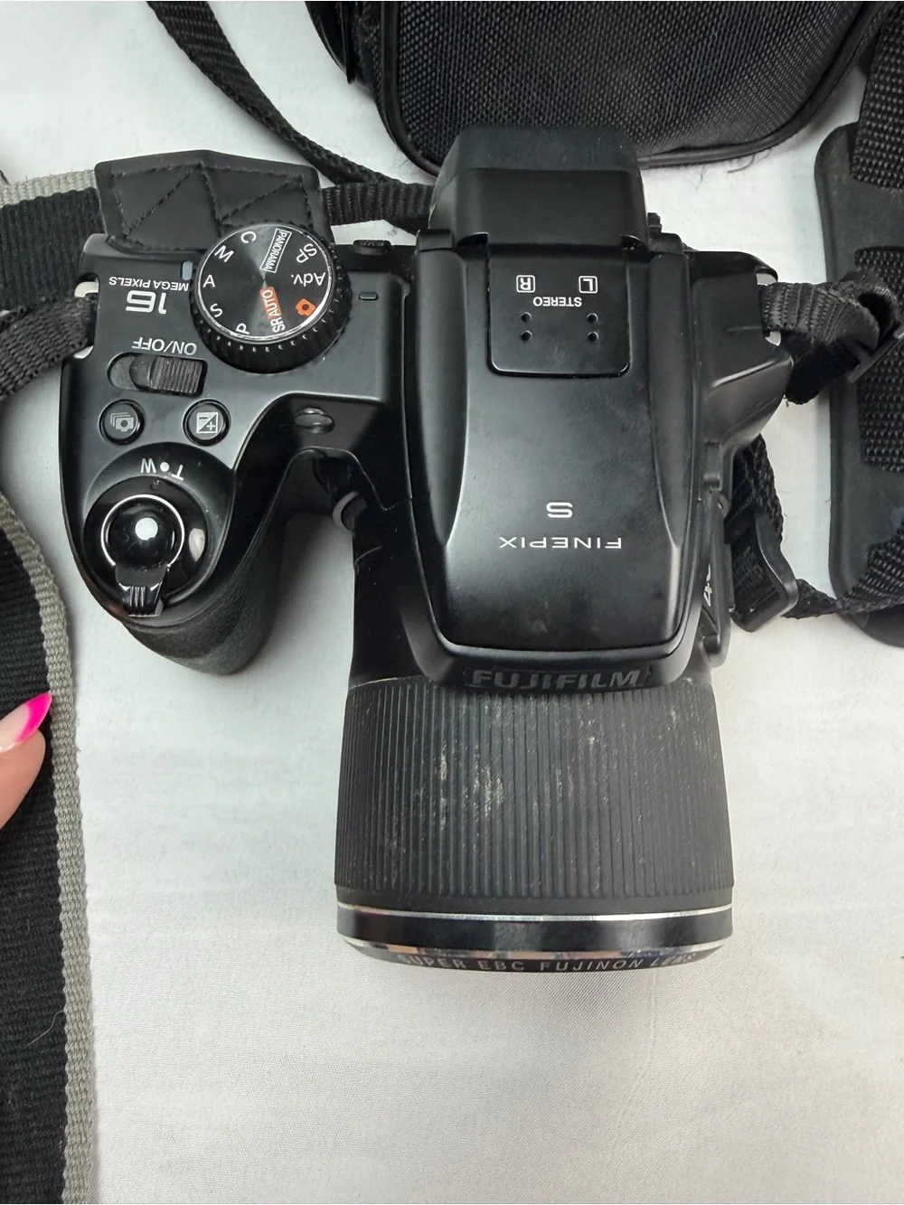 Fujifilm Finepix S8200 Digital Camera, Strap, & Case Not Working Display Or Part